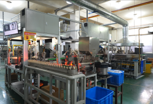 Headlight assembly line for H7 halogen bulb