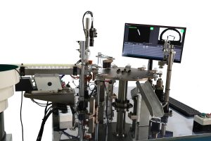 Signal lamp sorting machine